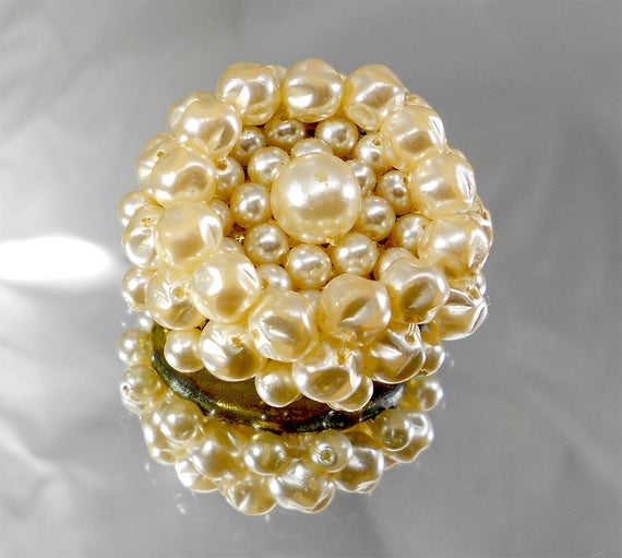 1950s Rare antique brooches of the sixties artificial pearl | Et