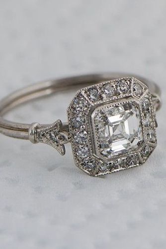 We Dare You Not To Love These 24 Vintage Engagement Rings .