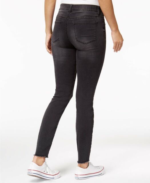 Vanilla Star Women's Black Wash Size 1 Super Soft Jeggings Jeans .