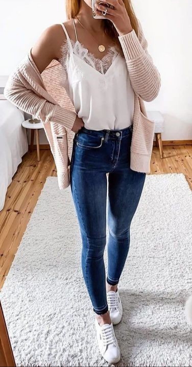 31 Trendy Casual Outfit Ideas To Upgrade Your Wardrobe - ClassyStyl