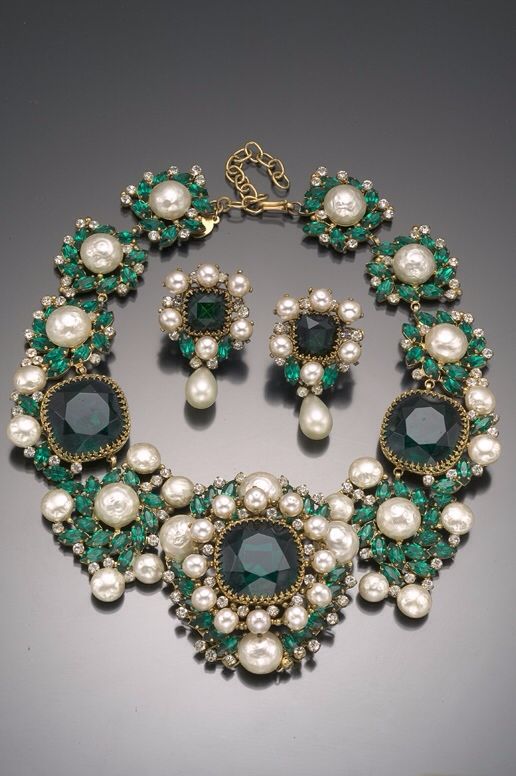 Vintage Costume Jewelry Love- Balenciaga Emerald Green Necklace .