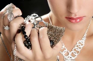 Fashion Jewelries: what to consider when buying one - StyleSkier.c