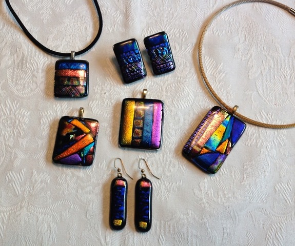 FUSED GLASS JEWELRY with Vera Rekstad - The Hub on Can