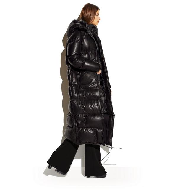 Tom Ford SOFT LEATHER QUILTED LONG PUFFER COAT | TomFord.c