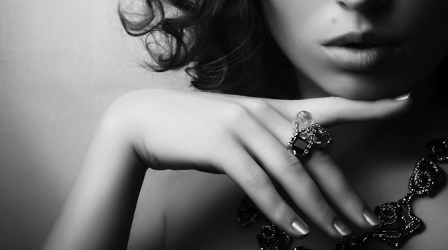 The aesthetics of luxury jewelry - StyleSkier.c