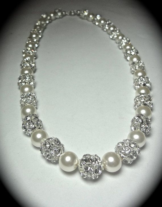 Ultimate guide for Buying Pearl and Diamond Necklace | Bride .