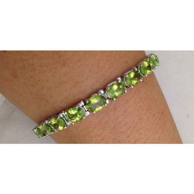 Luxinelle USA - Luxinelle Peridot Bracelet - 19.04 Carats of Oval .