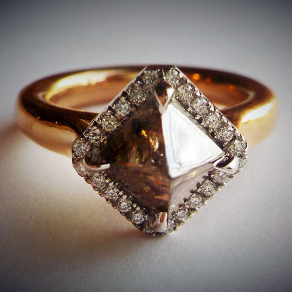 More Unusual (and Definitely Special) Engagement Rings - The New .