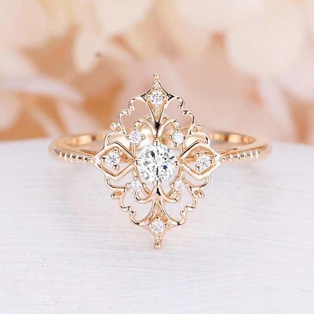 Baroque Style Luxury Rose Golden Flower Vintage Wedding Rings .