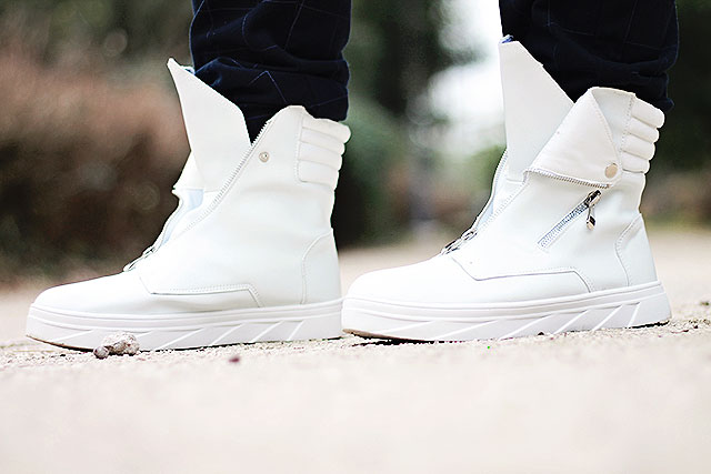 Men shoes for winter: White Boots by Gamiss • Guy Overboard | Body .