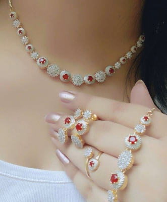 White necklaces - Quail - 28508