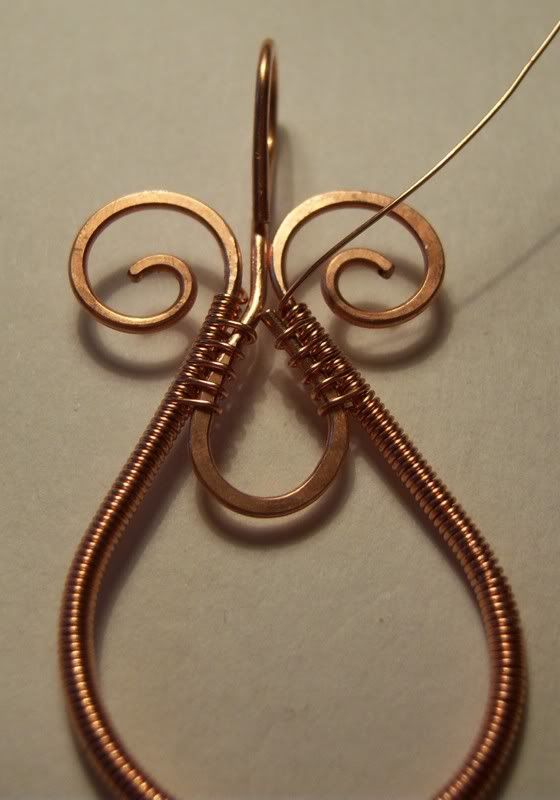 Wire wrapped pendant. - Free PDF here: www.rusticstudio.com .