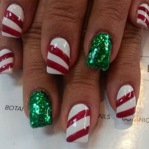 Best Christmas Nails for 2017 - 64 Trending Christmas Nail Designs .