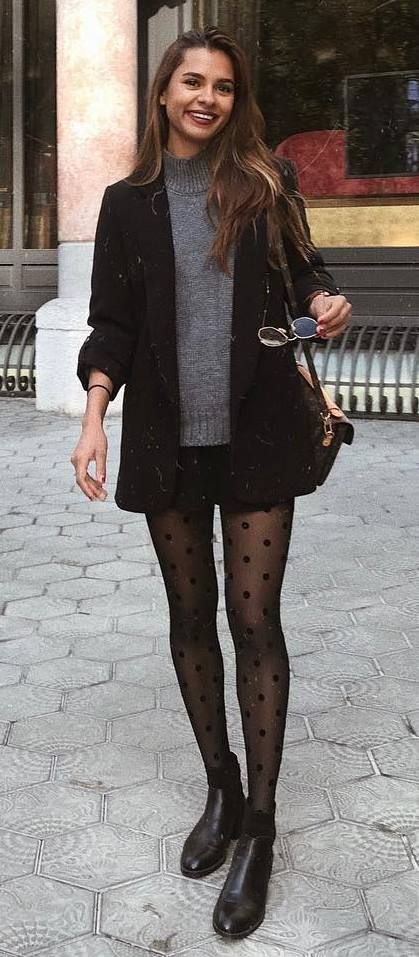 casual outfit inspiration / black blazer + grey sweater + bag + .