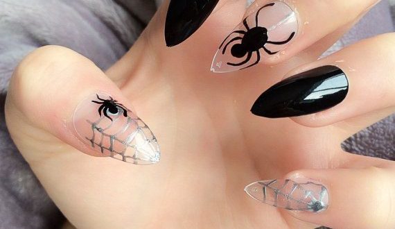 doobys-stiletto-nails-spider-cobweb-24-hand-painted-nails-gore .