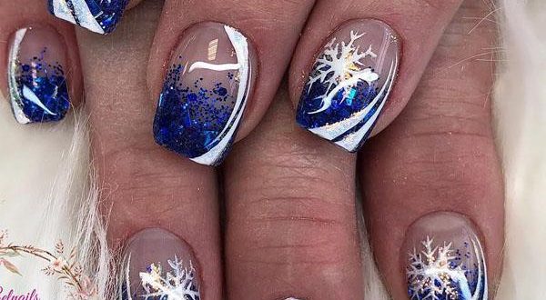 60 Festive Christmas Nail Art Designs & Ideas for 2019 – Page 15 .