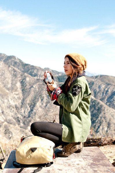 Hiking Outfit Ideas for Women in Autumn | Hiking outfit, Military .