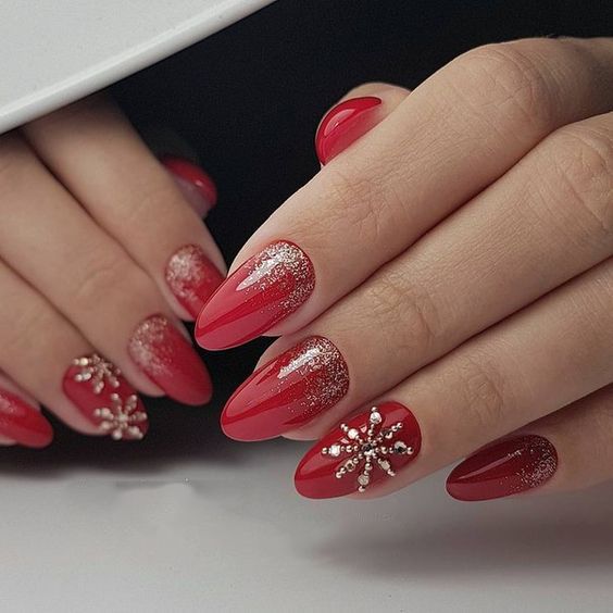 Christmas nail art design; Christmas nail art design stiletto .
