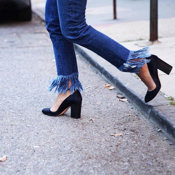 The Statement Jeans That Are All Over Instagram | Fringe hem jeans .