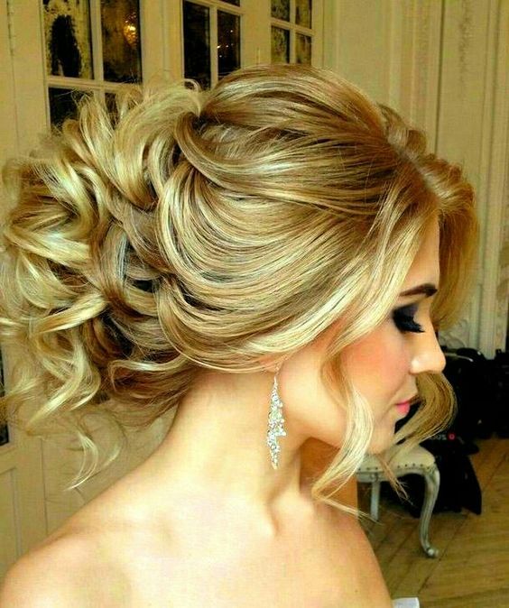 Trubridal Wedding Blog | Perfectly Imperfect Messy Hair Updos For .