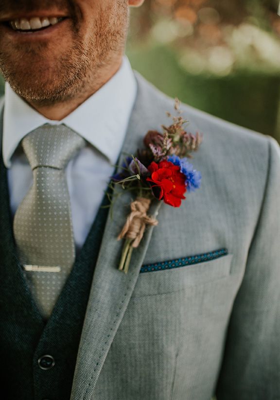 Here come the boys! How to choose gorgeous grooms' attire .