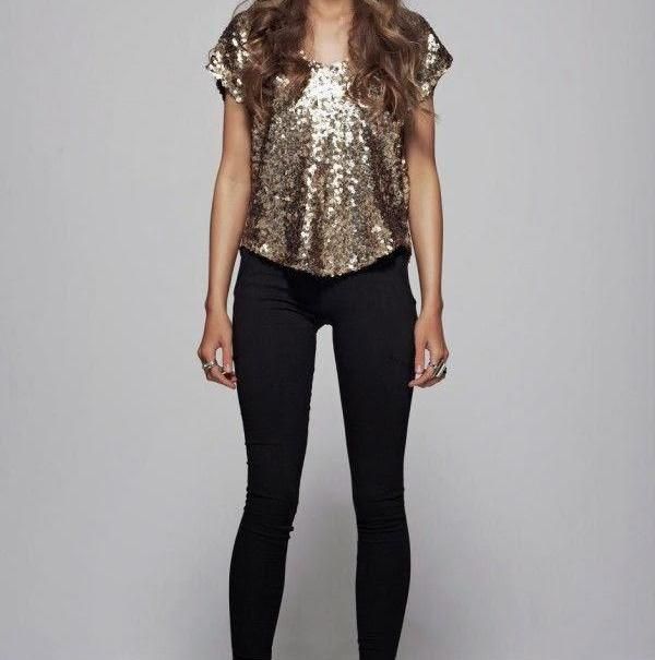 Simple Meets Glam: New Year's Eve Outfit Ideas | New years eve .