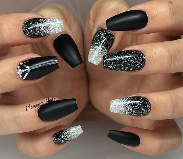 31 Snazzy New Year's Eve Nail Designs | Black acrylic nail designs .