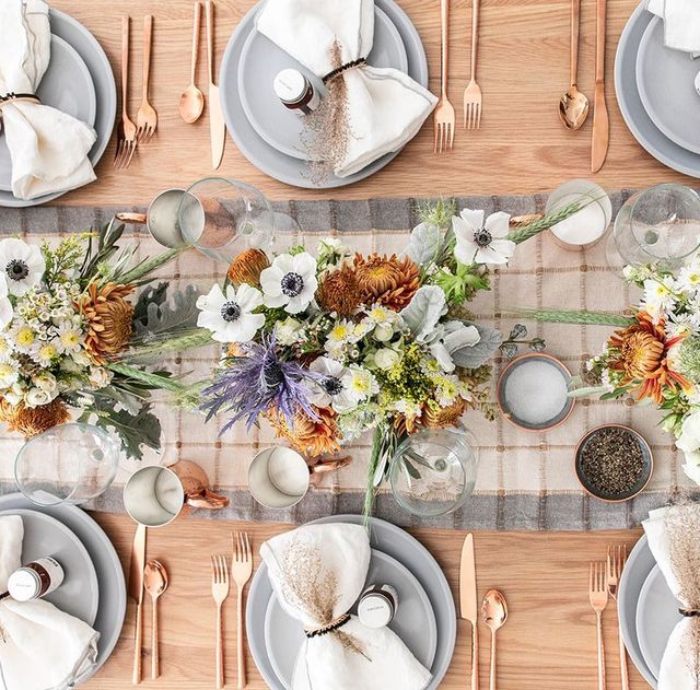 60 Thanksgiving Table Settings - Thanksgiving Tablescapes .