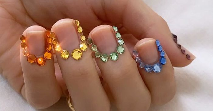 11 Simple Nail Designs You Can Easily Do at Home | Who What We