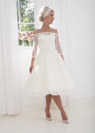 The Best Tea Length Dresses for Elegant Brides - The Trend Spott