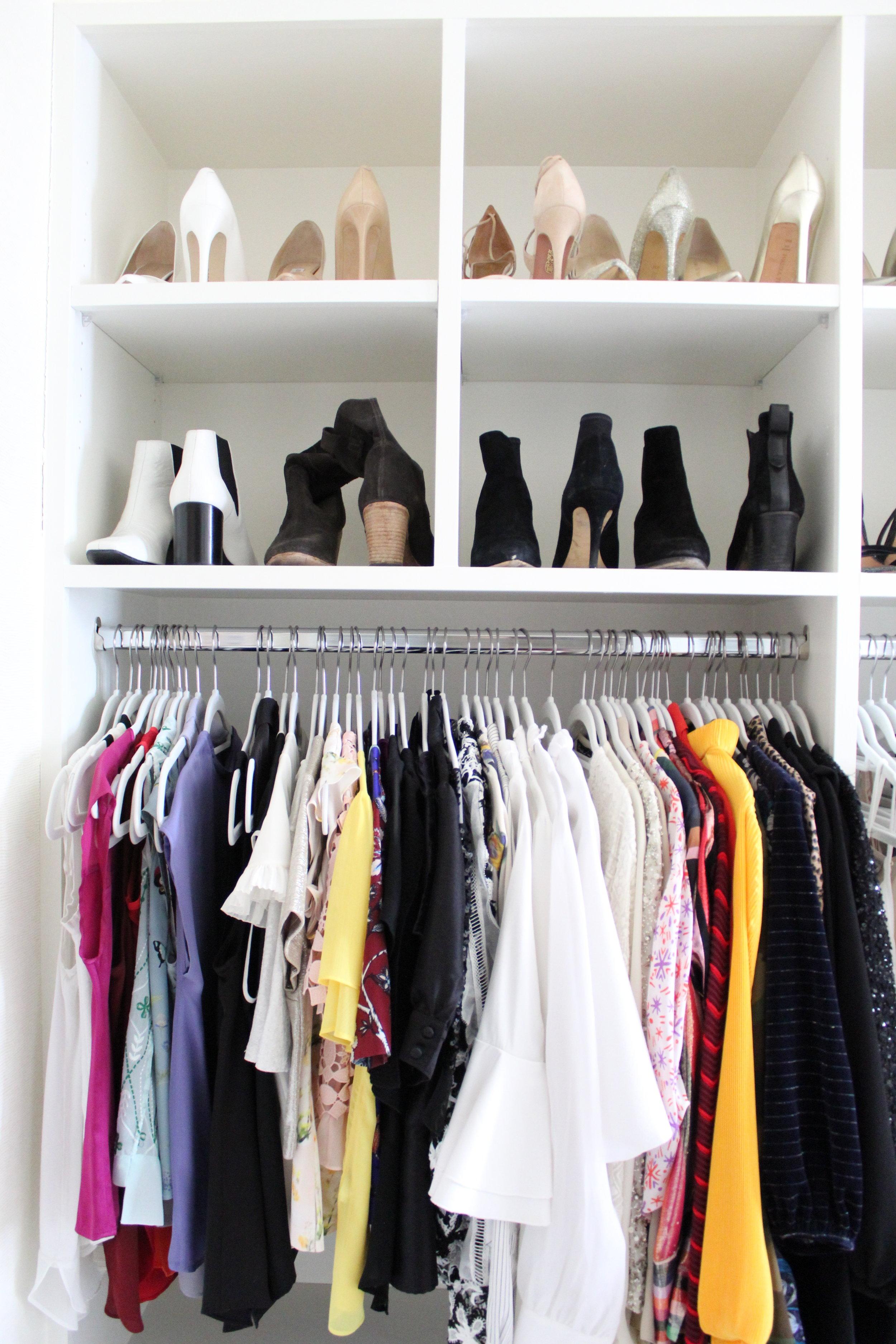 11)​ Declutter Regularly: ⁣Periodically‌ assess your wardrobe, removing ‌items that no longer fit ⁢your style​ to ‌keep only what ‌you⁣ truly love and wear