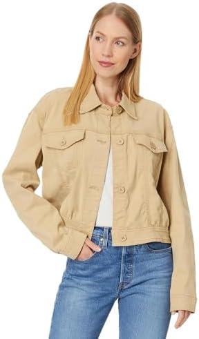 Explore ‌Trendy‍ Women's Jackets⁤ and Tops for Every⁣ Occasion