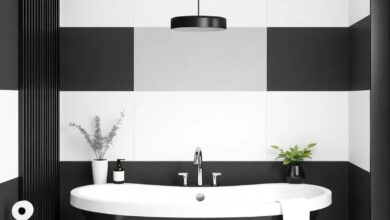 Timeless Elegance: Transforming Your Bathroom with a Chic Black and White Two-Tone Palette